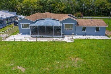 4305 Garden Ln, Tampa, FL 33610 - photo 5