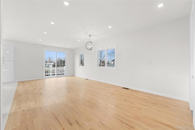 383 Franklin Ave, Hewlett, NY 11557 - photo 5