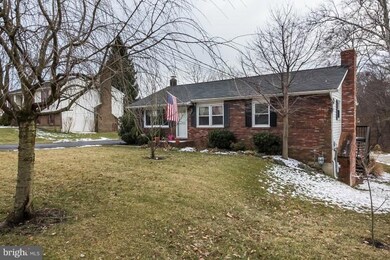 6376 Woodburn Ave, Elkridge, MD 21075 - photo 2