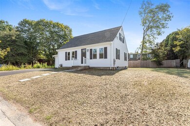 5 Taylor Ct, Cumberland, RI 02864 - photo 2