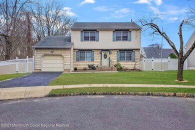 32 Lisa Dr, Hazlet, NJ 07730 - photo 2