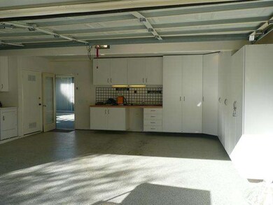 Decorative chip epoxy floor covering is durable an