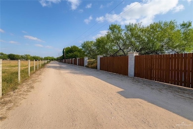 2615 E La Pointe Ave, Alton, TX 78573 - photo 3