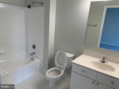 The Crescent unit 506, Silver Spring, MD 20910 - photo 4