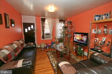 3146 Ravenwood Ave, Baltimore, MD 21213 - photo 5