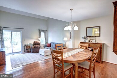 3225 Tranquility Ln, Herndon, VA 20171 - photo 7