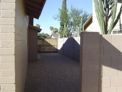 557 W Peralta Ave unit I, Mesa, AZ 85210 - photo 3