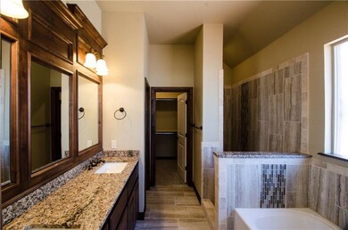 1424 Atalon Dr, Moore, OK 73160 - photo 7