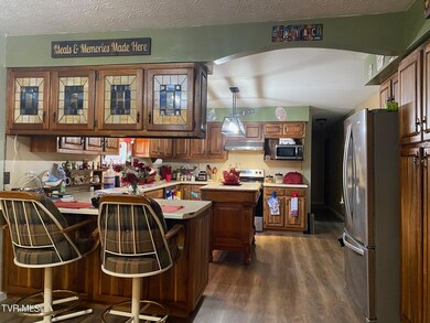 Castle kitchen 4