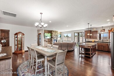 14094NPristineCir-12