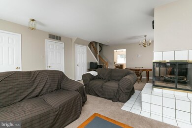 8002 Upperfield Ct, Owings Mills, MD 21117 - photo 5