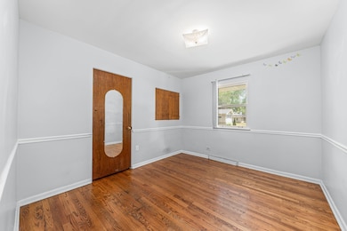 1457 N Eagle St, Naperville, IL 60563 - photo 5