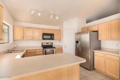250 N 103rd Cir, Mesa, AZ 85207 - photo 5