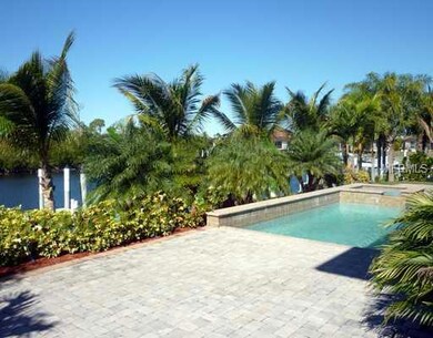 3239 Purple Martin Dr unit 121, Punta Gorda, FL 33950 - photo 2