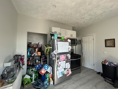 109 Walnut St unit 6, Somerville, MA 02145 - photo 3