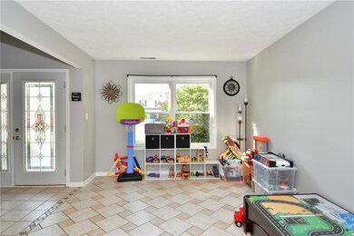 24 Cedarwood Ct, Whiteland, IN 46184 - photo 7
