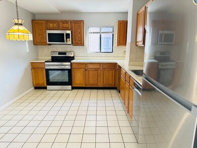 198 Locust St unit 308, Lynn, MA 01904 - photo 7