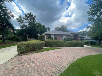 5955 Hermitage Dr, Pensacola, FL 32504 - photo 3