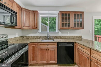 14436 Pebble Hill Ln, North Potomac, MD 20878 - photo 6