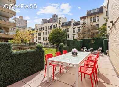 The Brevoort at 11 Fifth Avenue unit 2D, New York, NY 10003 - photo 4