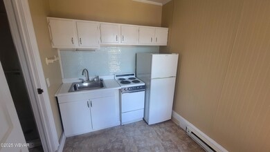 421 Broad St unit 5, Montoursville, PA 17754 - photo 2