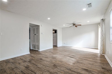 1150 Rankin St unit 20O, Stone Mountain, GA 30083 - photo 2