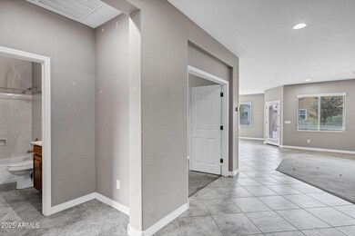 42951 W Sandpiper Dr-6