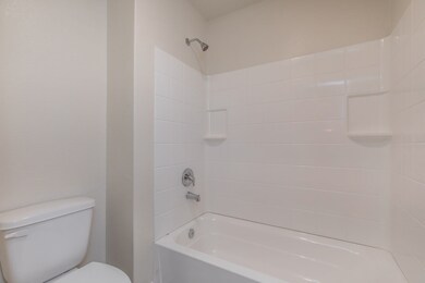 10753 Castle Rock Dr, Cleveland, TX 77328 - photo 6