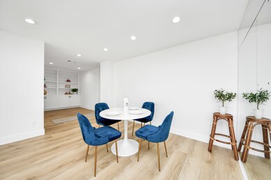 Another look at the versatile flex area—a hallway