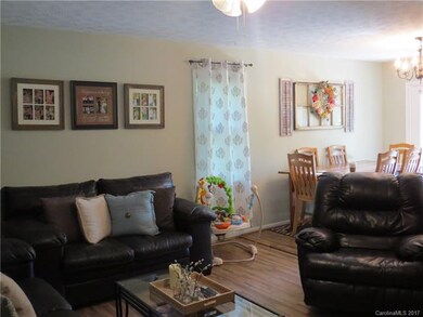 3 Laurel Brook Dr, Hendersonville, NC 28792 - photo 5