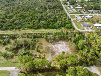 4911 Grovers Rd, Lakewood Park, FL 34951 - photo 7