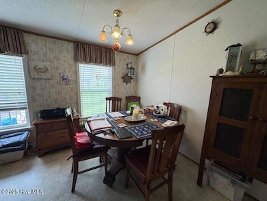 Kitchen Eating Area