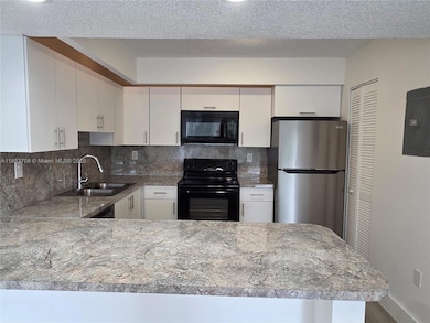 8888 SW 131st Ct unit 308, Miami, FL 33186 - photo 4