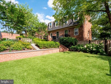 1642 Beekman Place NW unit C, Washington, DC 20009 - photo 5