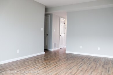 10 Beachway Ave unit 2, Keansburg, NJ 07734 - photo 2