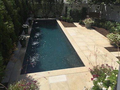 138 Milbank Ave, Greenwich, CT 06830 - photo 3