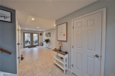 1260 Oakhurst Dr, Slatington, PA 18080 - photo 7