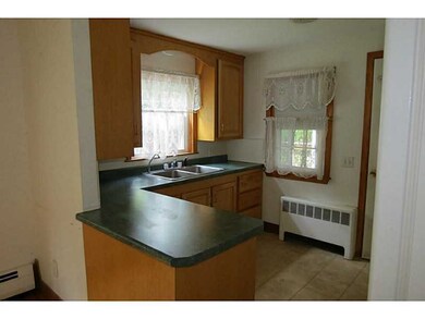 13 Breezy Knoll Rd, Greenville, RI 02828 - photo 5