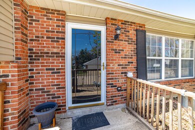 3507-Calumet-Dr-4