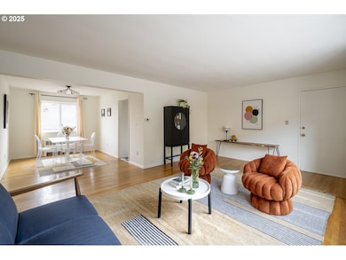 2355 SW Cedar St unit 9, Portland, OR 97205 - photo 7