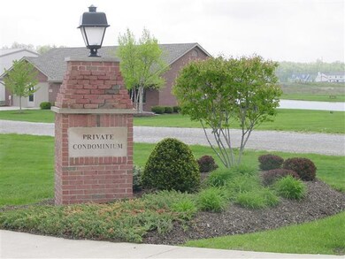 790 Stonebrook Dr unit 60, Marysville, OH 43040 - photo 2