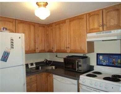 59 Saint Paul St unit 3, Brookline, MA 02446 - photo 2