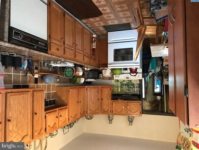 1510 Centre Ave, Reading, PA 19601 - photo 6