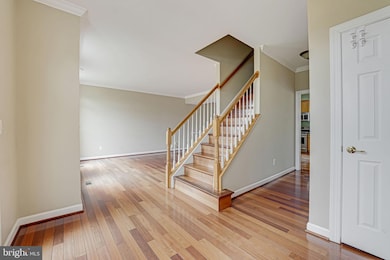 1843 Strickland Ct, Woodbridge, VA 22191 - photo 3