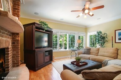 618 S Hawthorne Ave, Elmhurst, IL 60126 - photo 5