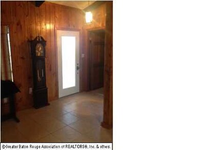 Foyer entry