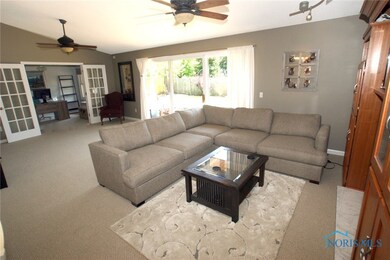 Vaulted Living rm