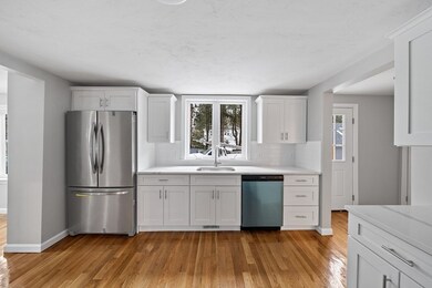 66 Vineyard Rd, Abington, MA 02351 - photo 3