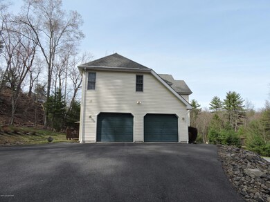 106 Osprey Ct, East Stroudsburg, PA 18301 - photo 3