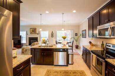545 Nelliefield-10
